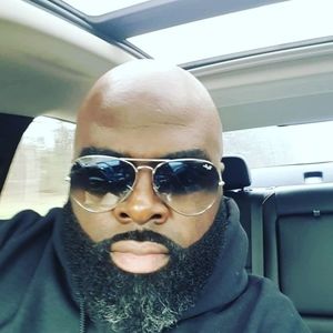 Meet your Posher, Gregory